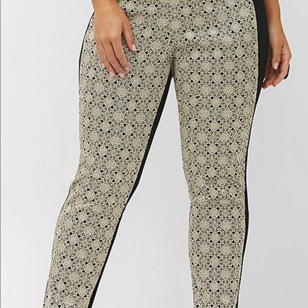 LaneBryant Jacquard Ponte Slim Leg Pants Plus Size Dress Pants 22/24